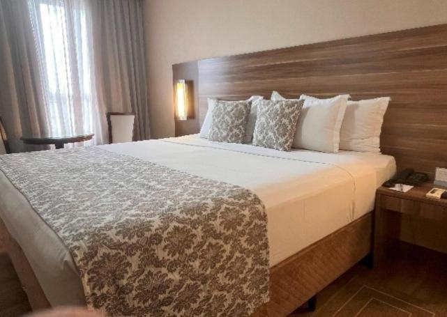 Quarto Duplo
